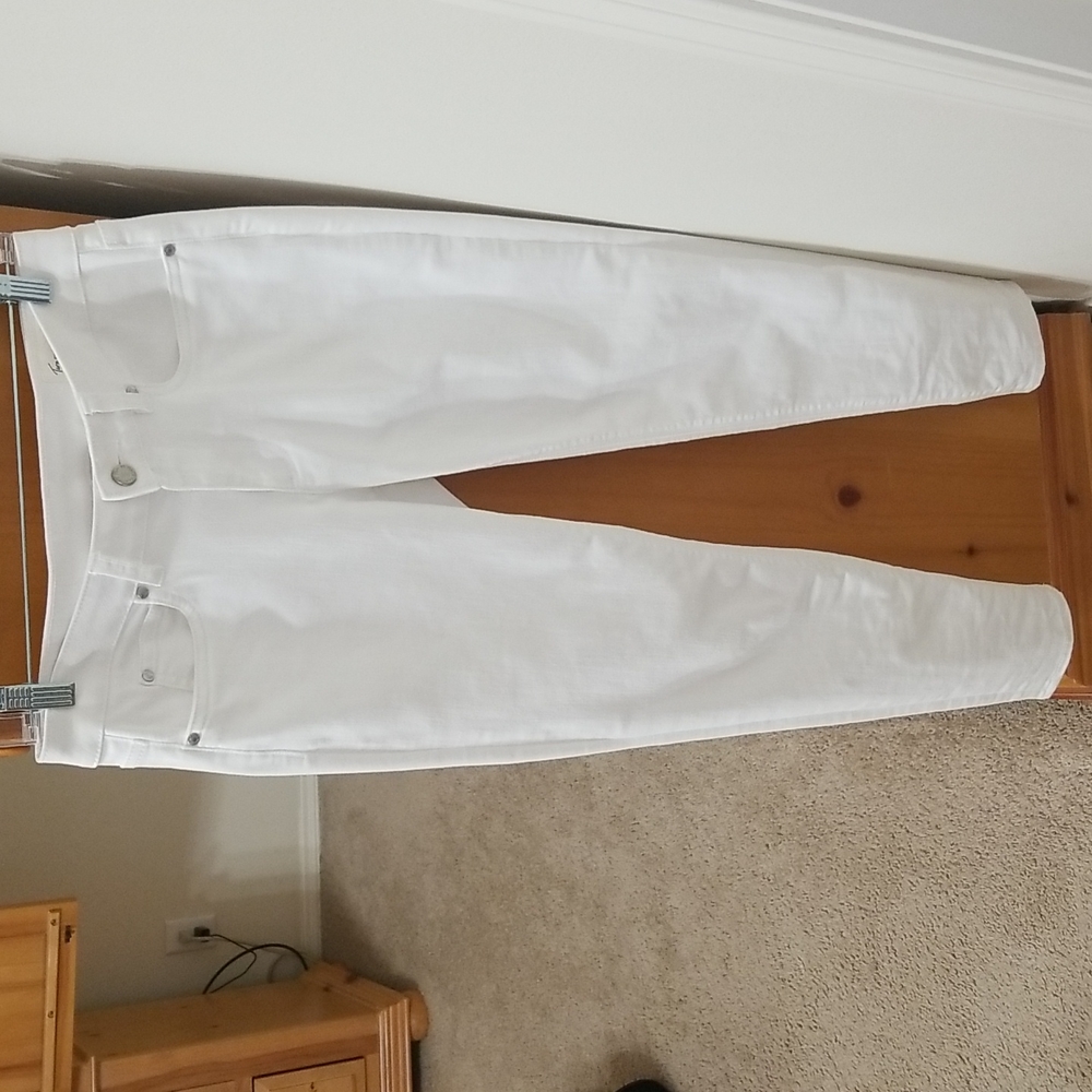 Two by Vince Camuto Women's Jean's Size 27/4